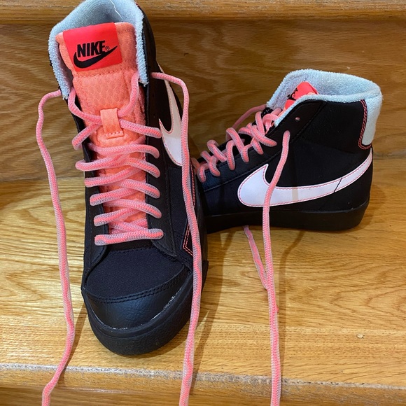 Nike Blazer Mid 77 - Picture 4 of 5